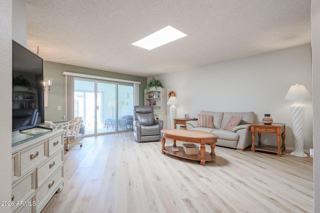 19407 N STAR RIDGE Drive, Sun City West, AZ 85375