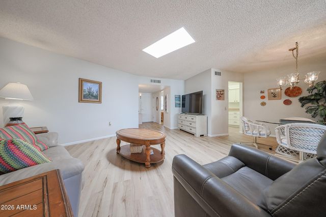 19407 N STAR RIDGE Drive, Sun City West, AZ 85375