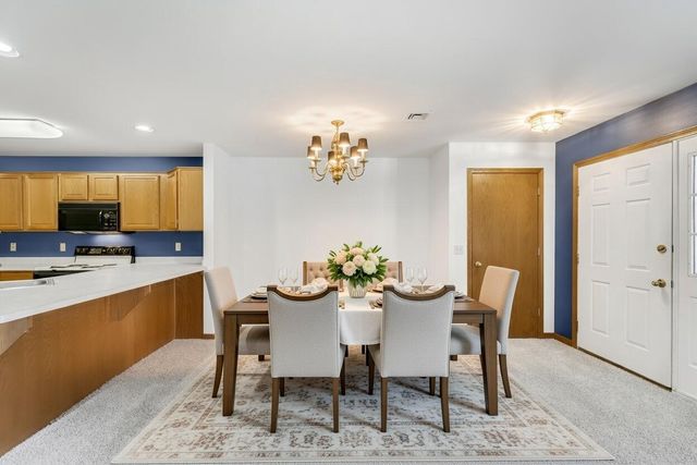 173 Heidel ROAD, Thiensville, WI 53092