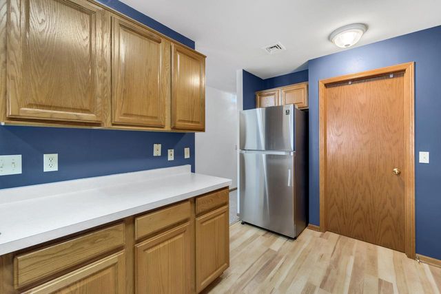 173 Heidel ROAD, Thiensville, WI 53092