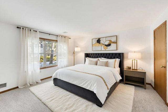 173 Heidel ROAD, Thiensville, WI 53092