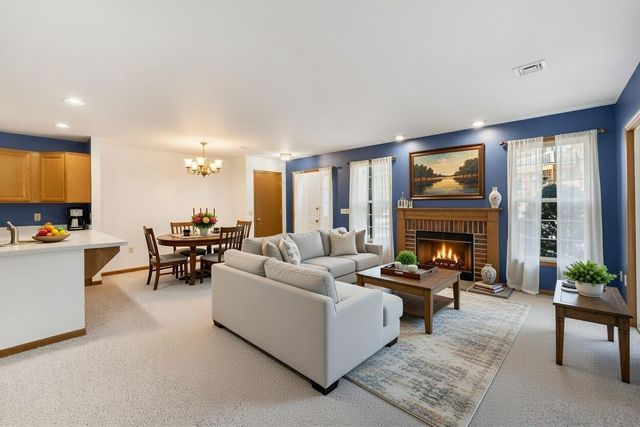 173 Heidel ROAD, Thiensville, WI 53092