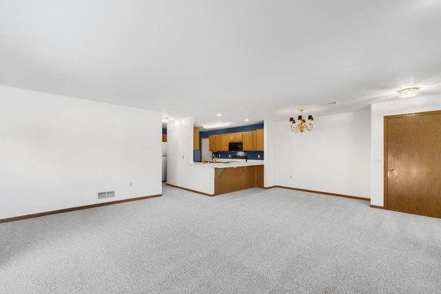 173 Heidel ROAD, Thiensville, WI 53092