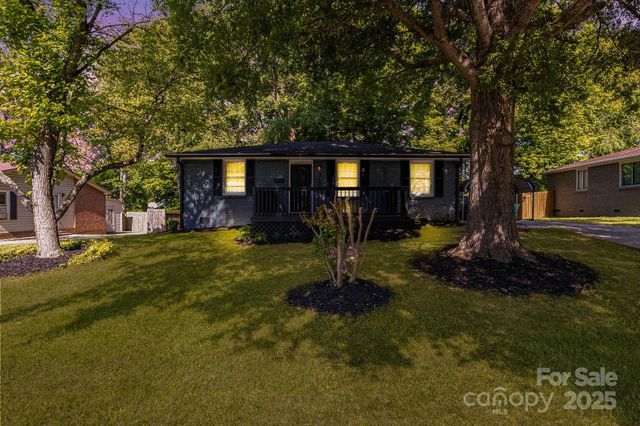 3637 Glenville Avenue, Charlotte, NC 28215