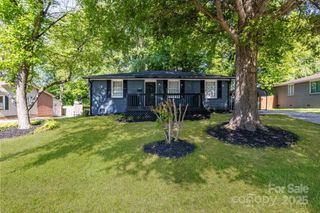 3637 Glenville Avenue, Charlotte, NC 28215