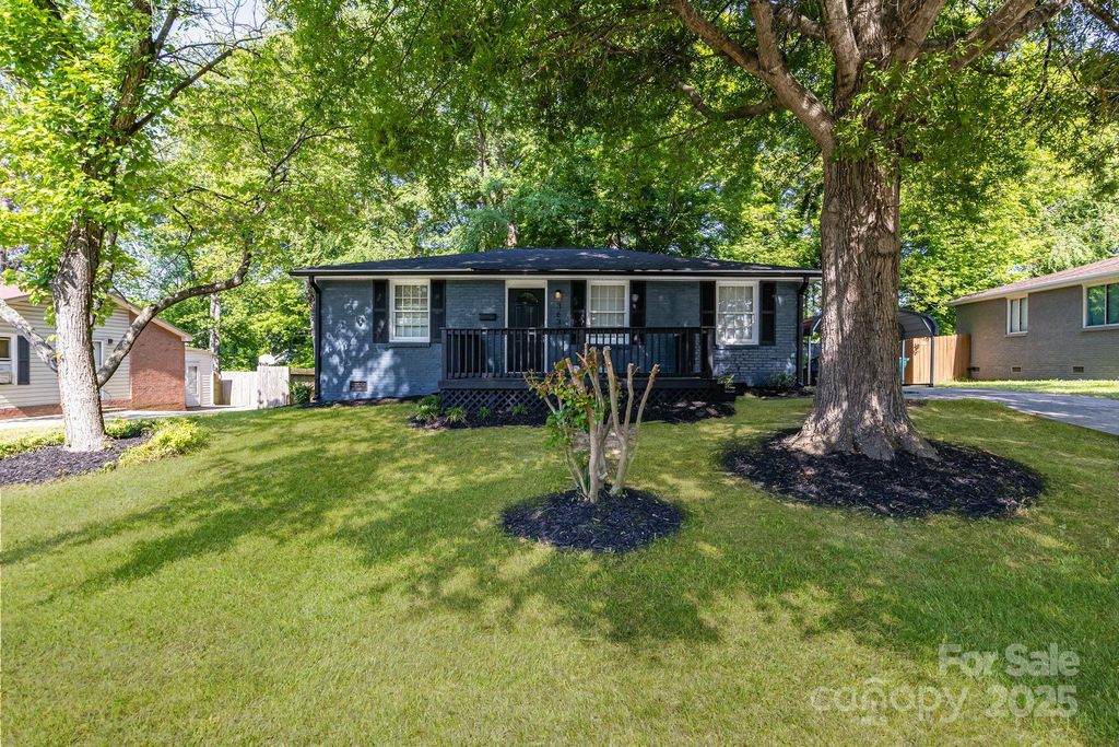 3637 Glenville Avenue, Charlotte, NC 28215