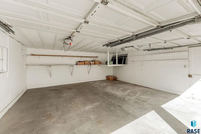 1101 S Western Ave, Sioux Falls, SD 57105