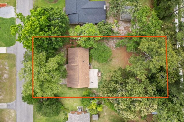 411 Forest Circle, Summerville, SC 29483