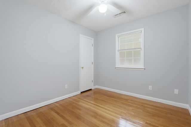 411 Forest Circle, Summerville, SC 29483