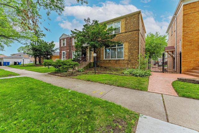 8238 S Prairie Avenue, Chicago, IL 60619