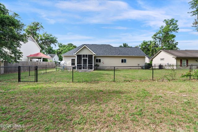 7 Kaminsky Lane, Beaufort, SC 29906