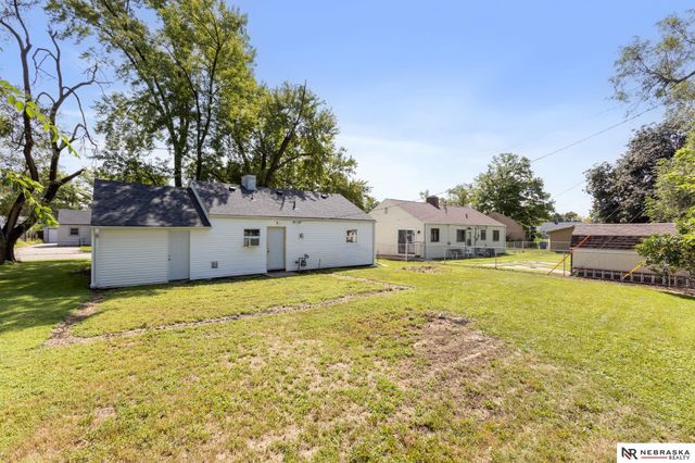 2127 Hickory Lane, Fremont, NE 68025