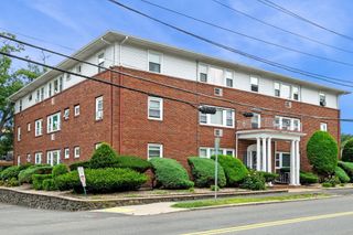 100 Magnolia Ave 22, Lynn, MA 01904