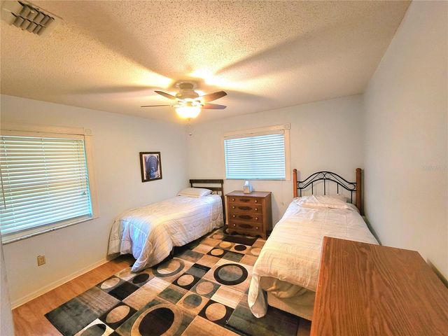 19725 SW BEACH BOULEVARD, Dunnellon, FL 34431