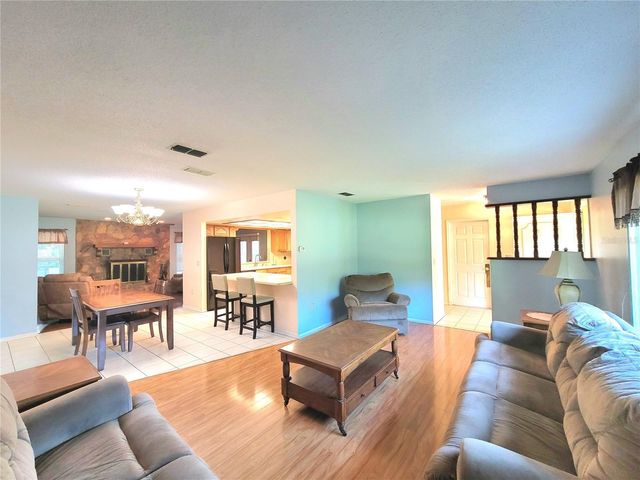 19725 SW BEACH BOULEVARD, Dunnellon, FL 34431