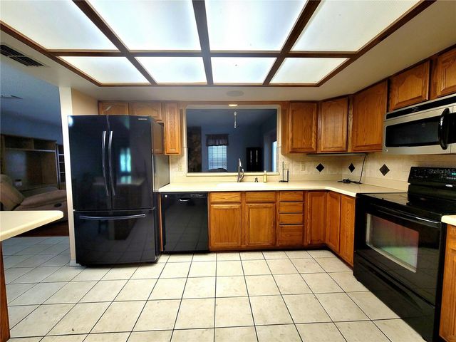 19725 SW BEACH BOULEVARD, Dunnellon, FL 34431