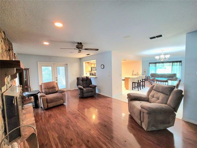 19725 SW BEACH BOULEVARD, Dunnellon, FL 34431