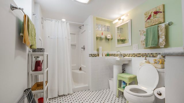 807 Shirley St, Winthrop, MA 02152
