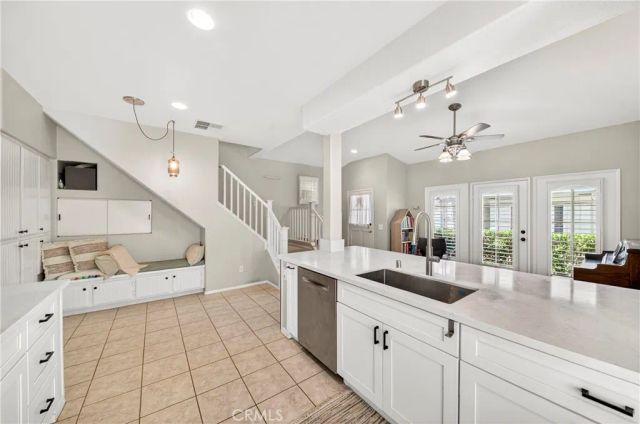 54 Paisley, Irvine, CA 92620