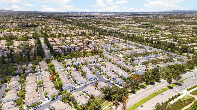 54 Paisley, Irvine, CA 92620