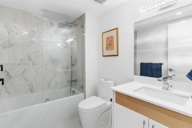 3200 N Ocean Blvd 702, Fort Lauderdale, FL 33308