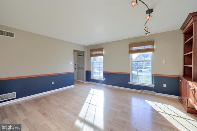 120 SWITH CT, York, PA 17404