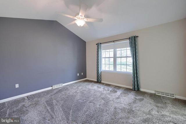 120 SWITH CT, York, PA 17404