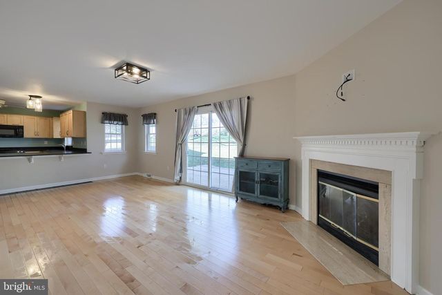 120 SWITH CT, York, PA 17404