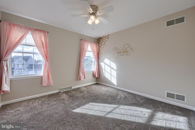 120 SWITH CT, York, PA 17404