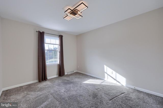 120 SWITH CT, York, PA 17404