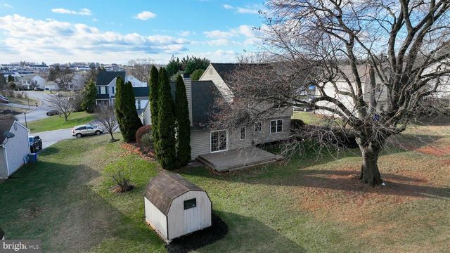 120 SWITH CT, York, PA 17404