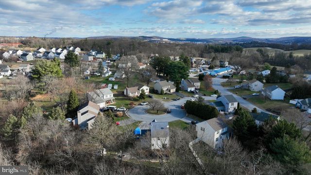 120 SWITH CT, York, PA 17404