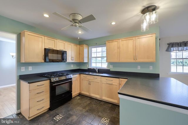 120 SWITH CT, York, PA 17404