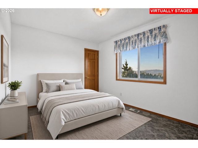 1747 Sw MONTMORE Way, Troutdale, OR 97060