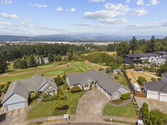 1747 Sw MONTMORE Way, Troutdale, OR 97060