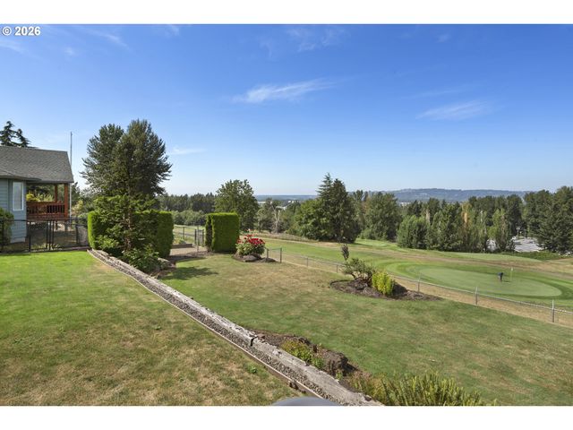 1747 Sw MONTMORE Way, Troutdale, OR 97060