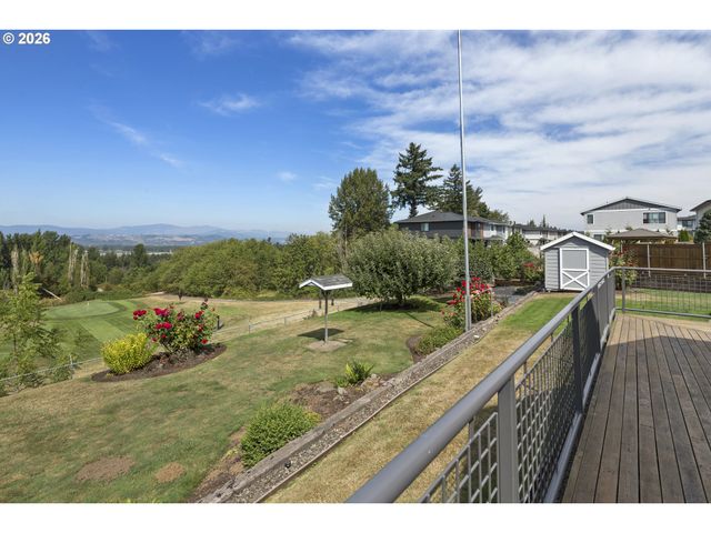 1747 Sw MONTMORE Way, Troutdale, OR 97060
