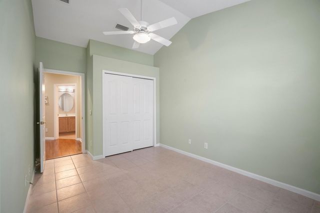 620 NW Red Pine Way, Jensen Beach, FL 34957
