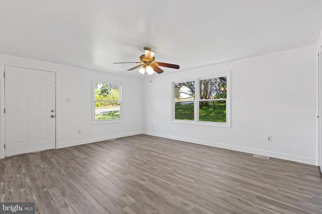 7807 LEYMAR RD, Glen Burnie, MD 21060