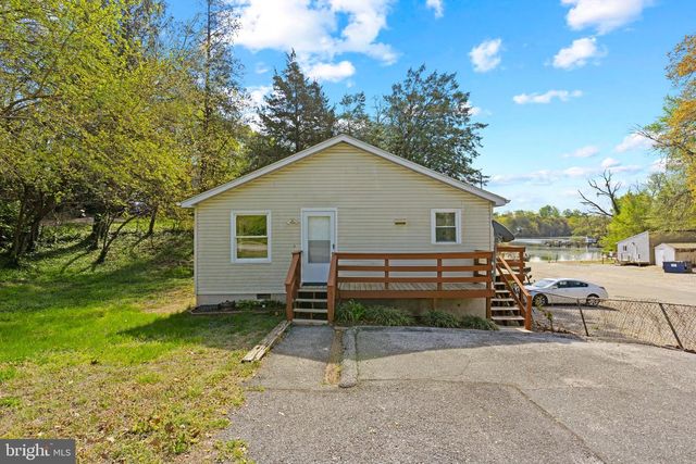 7807 LEYMAR RD, Glen Burnie, MD 21060