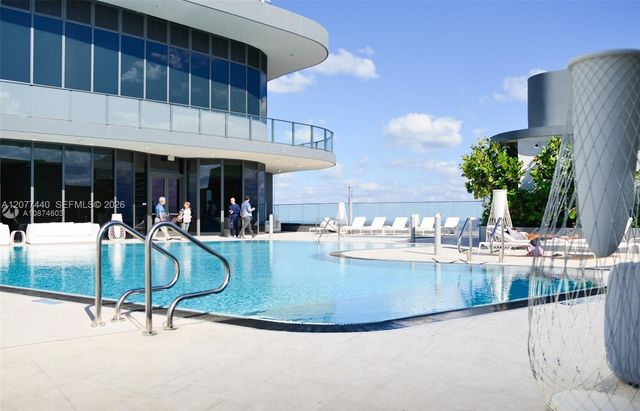 1000 Brickell Plaza 4506, Miami, FL 33131