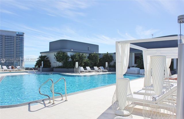 1000 Brickell Plaza 4506, Miami, FL 33131