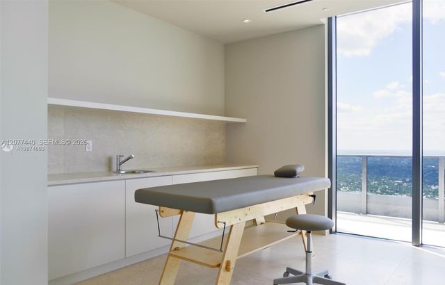 1000 Brickell Plaza 4506, Miami, FL 33131