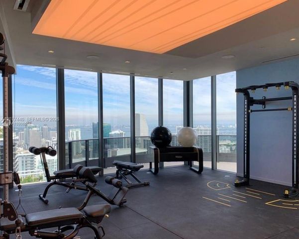 1000 Brickell Plaza 4506, Miami, FL 33131