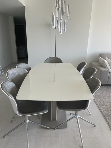 1000 Brickell Plaza 4506, Miami, FL 33131