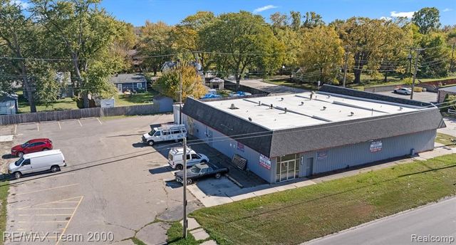 6397 Middlebelt Road, Romulus, MI 48174