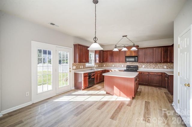 5805 Lindley Crescent Drive, Indian Trail, NC 28079