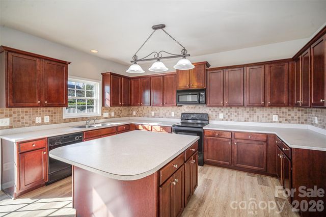 5805 Lindley Crescent Drive, Indian Trail, NC 28079