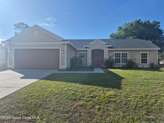 457 Trotwood Lane SW, Palm Bay, FL 32908