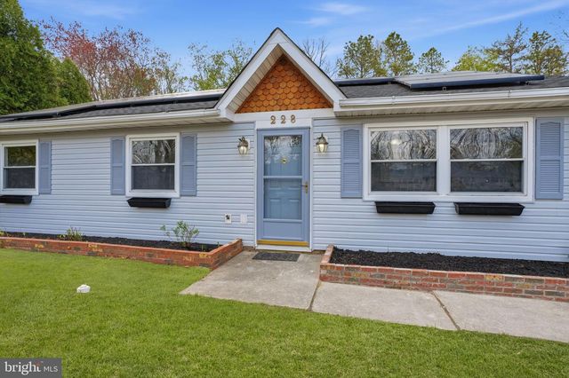 228 COVILLE DR, Browns Mills, NJ 08015
